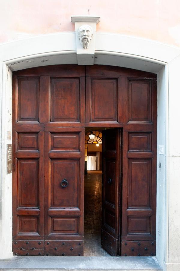 Casa Vacanze Garibaldi Spoleto Bagian luar foto