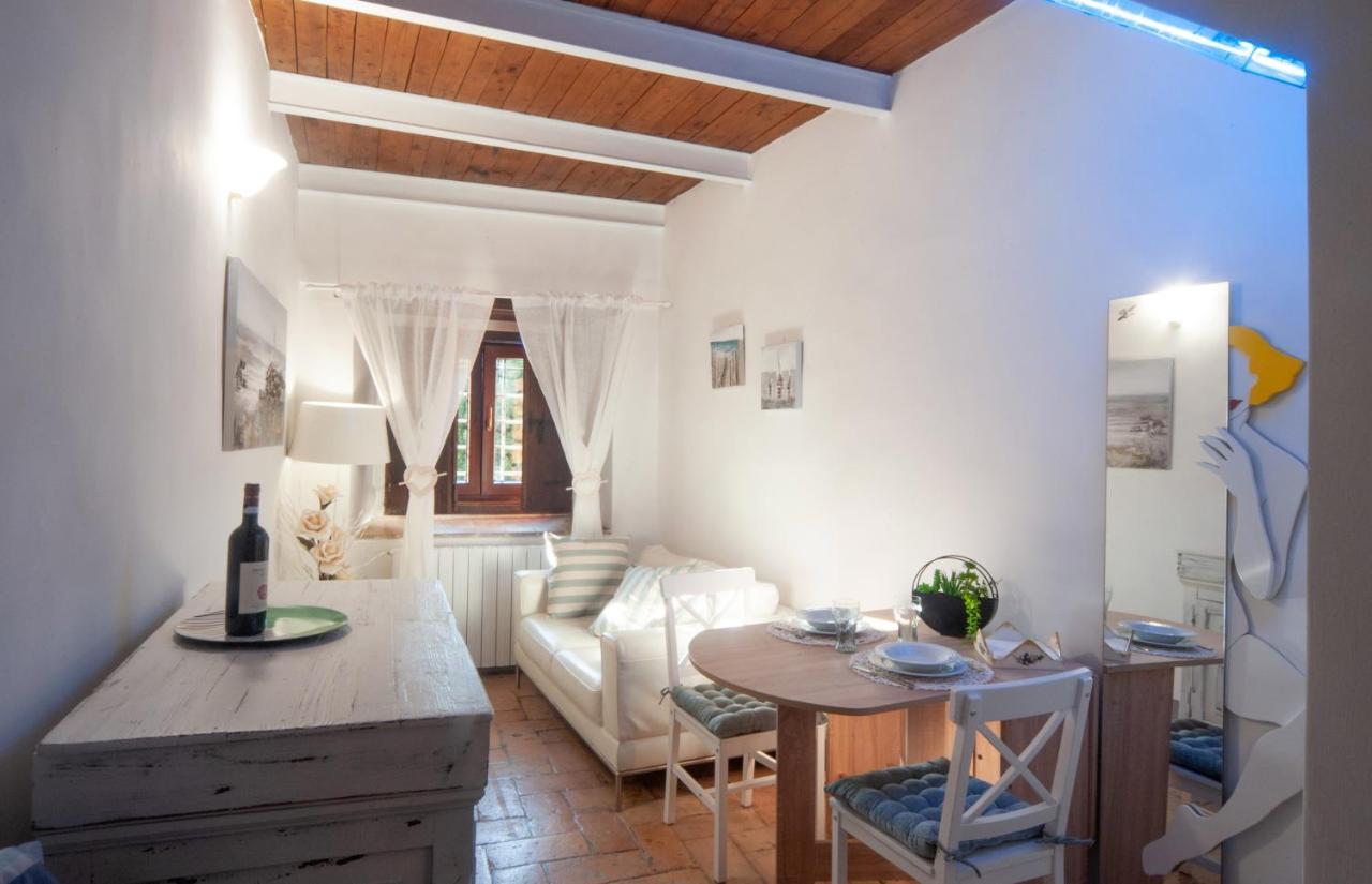 Casa Vacanze Garibaldi Spoleto Bagian luar foto